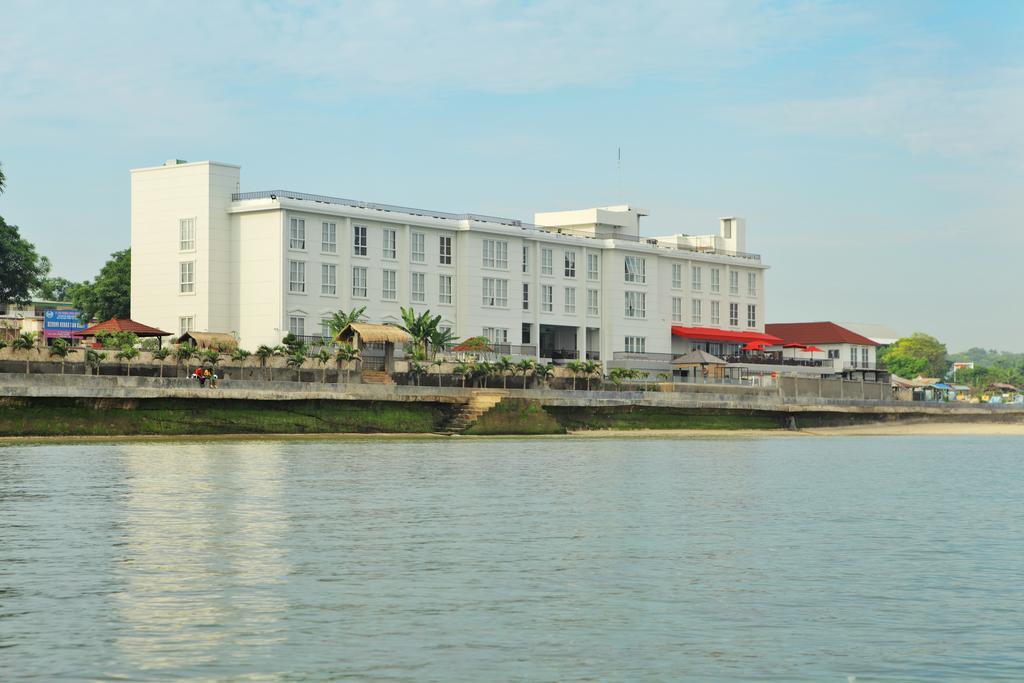 Hotel On The Rock Kupang  Dış mekan fotoğraf